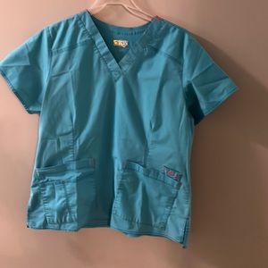 wonderWink scrub top